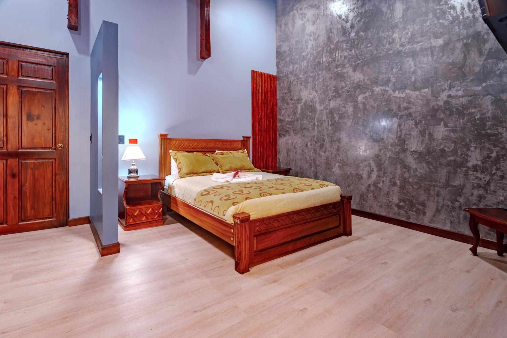 Hotel Villa Florencia Turrialba Zimmer foto